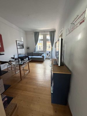 Charmante 2-Zimmer-Altbauwohnung mit Balkon und hohen Decken in Mannheim