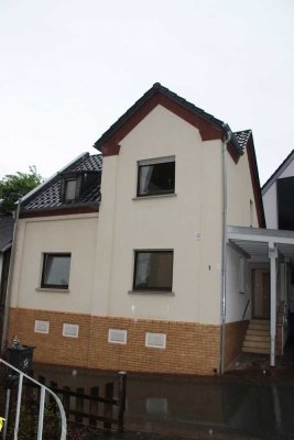 Privatverkauf eines EFH im Herzen von ELZ