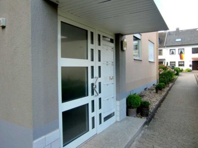+++3-Zimmer-Wohnung mit Balkon und Stellplatz + gr. Gästezimmer!+++
