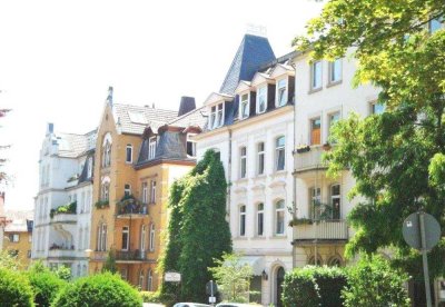 KS, Vord. Westen, 4 ZKB-Jugendstilwhg., EG, ca. 118 qm, Erstbezug, 2 Balk., NM 1.400 €, ab 08/2025