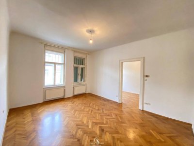 Attraktive 2,5-Zimmer Altbauwohnung mit Lift