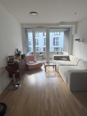 Möblierte 2-Raum-Wohnung mit 2 Balkonen und EBK ab 1.08.