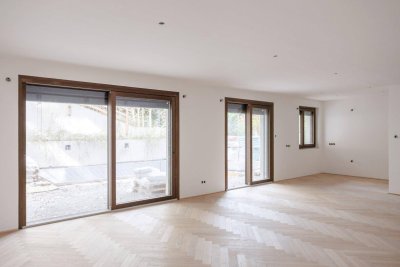 Luxus-Garten-Apartment mit beheizbarem Edelstahlpool