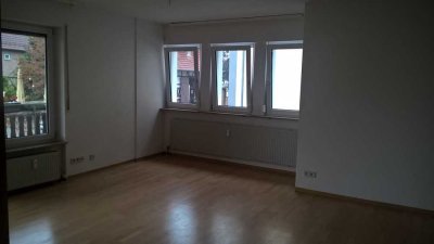 Schöne und gepflegte 3,5-Zimmer-Wohnung mit Einbauküche in Hochdorf