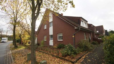 großzügige Wohnung mit Balkon und Stellplatz!