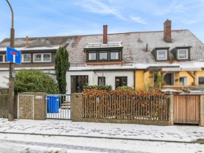 Bestlage Nürnberg-Ebensee! Freies Reihenmittelhaus in traumhafter Lage mit Garage