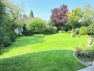 Waldrandlage. Bungalow mit Garten & Souterrain für Wohnzwecke geeignet mit separatem Eingang!