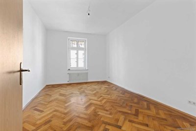 GEORGI: Charmante Altbauwohnung in gesuchter Lage von Neuhausen-Nymphenburg