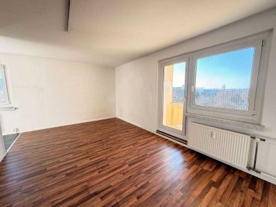 Achtung ! 1 Monat Kaltmietfrei +tolle Aussicht dazu** 1 Zimmer mit Balkon in ruhiger Lage**