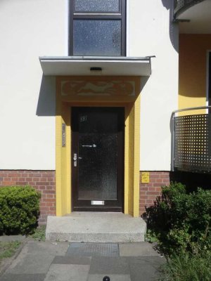Gröpelingen: 2-Zi-ETW in oberster Etage in Top Zustand