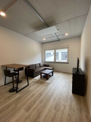 Hochwertig saniertes 1-Zimmer-Apartment mit Einbauküche und Mobiliar