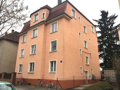 Hübsche und ruhige 2- Zimmer -Altbauwohnung im Ostenviertel
