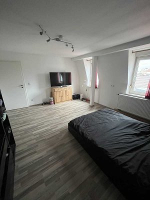 Schöne 4-Zimmer-Familien Wohnung im Herzen Zirndorfs. Provisionsfrei!!!