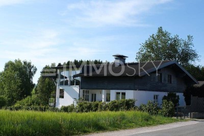 Luxusvilla mit Naturblick und viel Platz