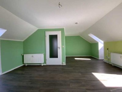 Gemütliche 1-Zimmerwohnung im Dachgeschoss