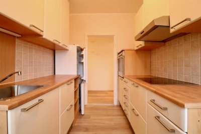 !!! Provisionsfrei !!! 2 Zimmer (IDEAL als WG) mit Balkon und Küche - Ab Sofort - VIDEORUNDGANG