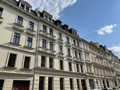 geräumige 4-Zimmer-Wohnung mit zwei Balkonen im Süden Leipzigs