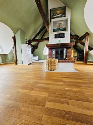 Charmante Maisonette-Wohnung mit Sauna und zwei Balkonen
