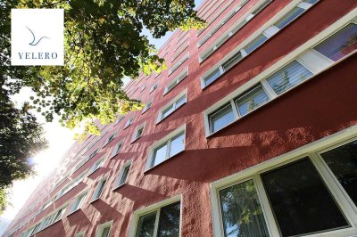 Zentrale Lage mit ebenerdigen Aufzug und Loggia!