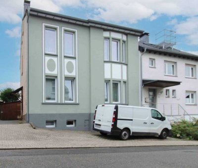 Charmantes Zweifamilienhaus mit vielseitigen Nutzungsmöglichkeiten in Mülheim an der Ruhr