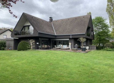 Großzügiges Einfamilienhaus in bester Lage