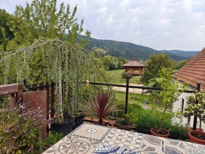 Traumhafte Maisonette mit Dachterrasse - Küche inklusive - 3 Parkplätze und Top-Aussicht – zum Sensationspreis!