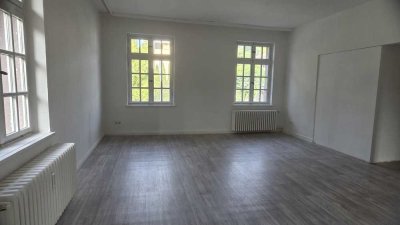 Sehr schöne 3-Zimmer Wohnung mit großer Dachterrasse im 1. OG zentral in Bad Eilsen
