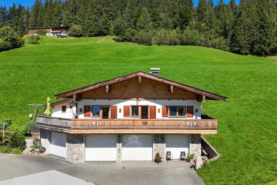 Alpiner Wohntraum mit großer Sonnenterrasse, Garten &amp; Bergblick (06462)
