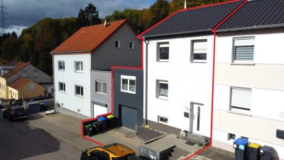 Saniertes Reihenmittelhaus in ruhiger Lage von SB-Altenkessel