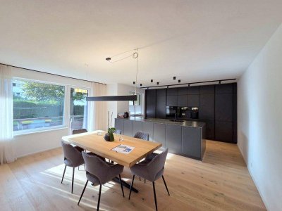 Hochwertig renovierte 3-Zimmer-Wohnung mit großem Balkon