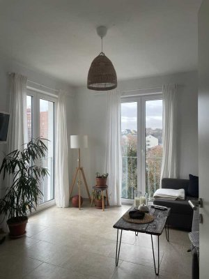 helle, freundliche 2-Zimmer-Terrassenwohnung in Tübingen, Nähe Kliniken Innenstadt