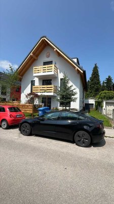 Wohnen im grünen Stadtteil Münchens mit Balkon/Terrasse