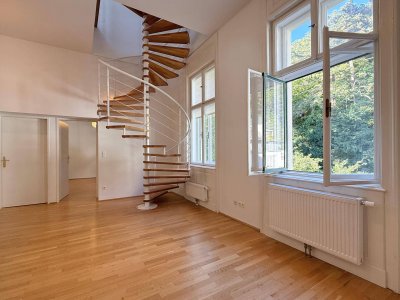 Dachterrasse mit Blick auf die Burgruine Rauhenstein | Stellplätze verfügbar I
