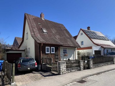 Einfamilienhaus mit Garage