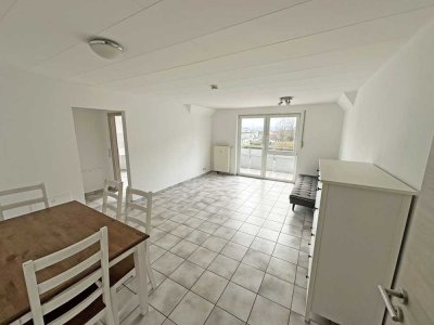 Helle 2-Zimmer-Wohnung mit Balkon