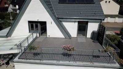Schöne, geräumige 2-Zimmer-Wohnung mit Balkon und EBK in Reinbek