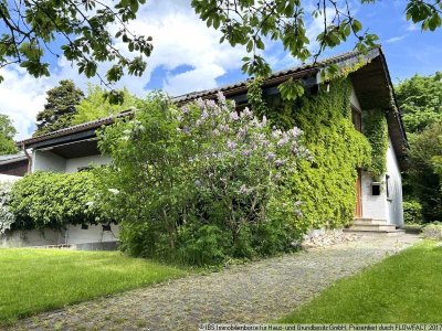 Verwirklichen Sie Ihren Wohntraum: Großzüiges, stattliches Wohnhaus in guter Lage