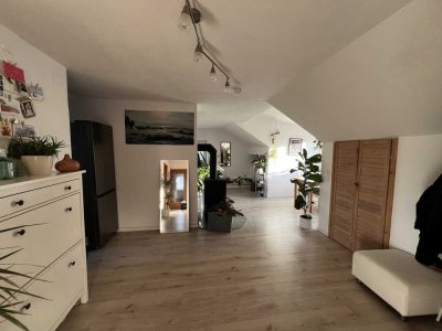 Exklusive 1,5-Zimmer-Dachgeschosswohnung in Erlangen