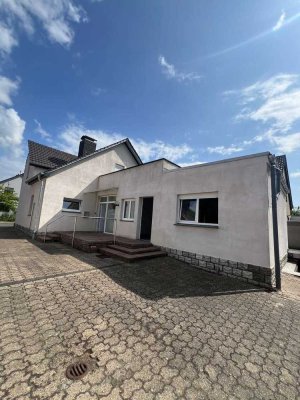 Gewerbe und Wohnen unter einem Dach - XXL Garage und Dachterasse