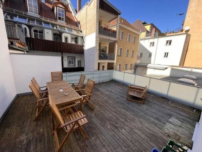 Exklusive 3,5-Zi.-Altstadt-Wg. mit 12,98 m² Dachterrasse im Zentrum der Altstadt