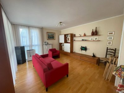Wunderschöne moderne 4-Zimmer Neubauwohnung mit Aufzug und TG