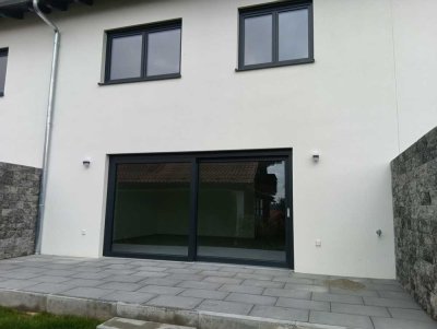 1300 € - 151 m² - 7.0 Zi.