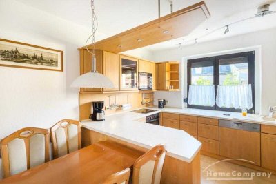 27048 HomeCompany Dresden Möbliert/Furnished Reihenhaushaus mit Grundstück in Dresden-Niedersedli...