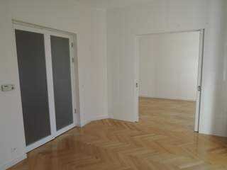 Perfekte 3-Zimmer-Wohnung in Stilaltbau mit Balkon in der Oberlindau