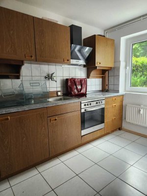 großzügige, vollständig renovierte 2-Raum-Wohnung in Friedberg