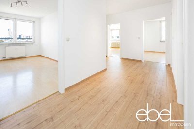 SACHSENHAUSEN I STRESEMANNALLEE I 3-ZIMMER I BALKON I WC SEPARAT I PKW STELLPLATZ I WG GEEIGNET
