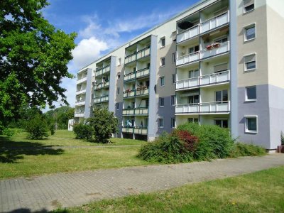 Vollmöblierte 3-Raum-Wohnung mit Balkon