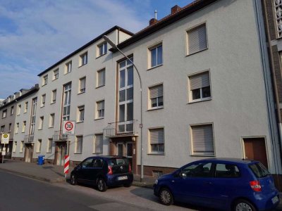 Zentral gelegene 2 Zimmer Erdgeschosswohnung mit Terrasse in Mönchengladbach - Pesch