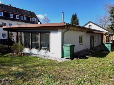 Wohnen auf einer Ebene: Gemütlicher Bungalow mit Garten in Kaufbeuren - Neugablonz