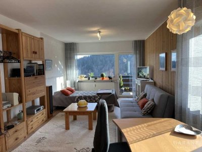 Stilvolle, neu renovierte (Ferien-)Wohnung mit Weitblick für Naturliebhaber und Genießer!